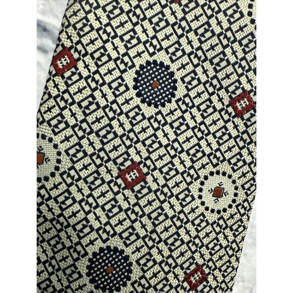 Vintage Johnny Carson Mens Geometric Medallion Tie Navy Blue Red Cream Polyester - Picture 5 of 5